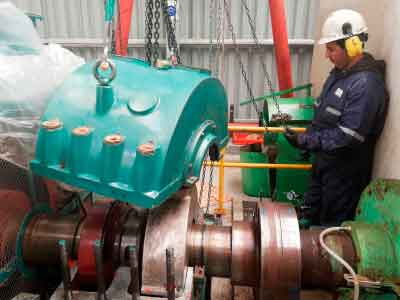 Mantenimiento turbina Caplan cuchildeo hornopiren